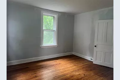 18 W Center Street, Nazareth, PA 18064 - Photo 5
