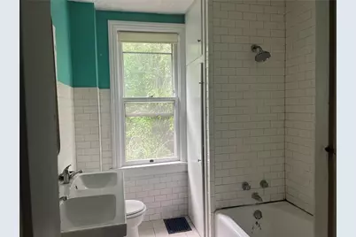 18 W Center Street, Nazareth, PA 18064 - Photo 7