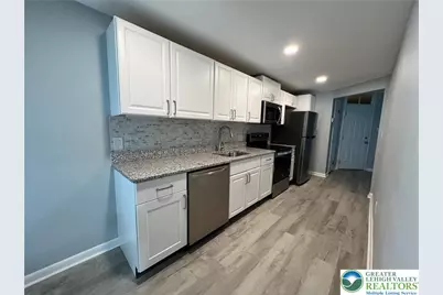 161 S Main Street #201, Nazareth Boro, PA 18064 - Photo 11