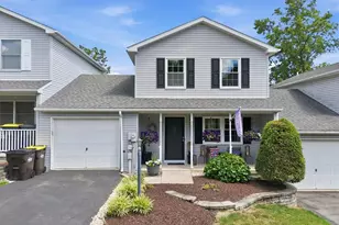 7353 E Hillcrest Ln, Slatington Boro, PA 18080 - Photo 1