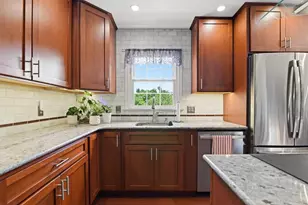 7353 E Hillcrest Ln, Slatington Boro, PA 18080 - Photo 11