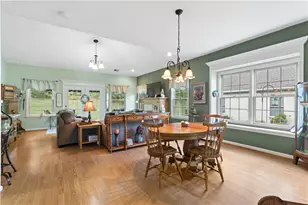 46 Glenmoor Cir N, Palmer Twp, PA 18045 - Photo 9