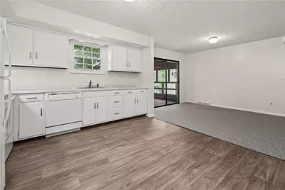 707 W State Street, Coopersburg Boro, PA 18036 - Photo 3