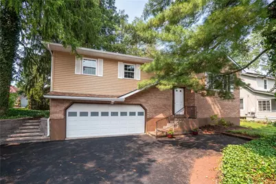 707 W State Street, Coopersburg Boro, PA 18036 - Photo 1