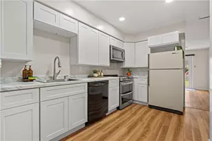 52 Willow St, Macungie Boro, PA 18062 - Photo 11