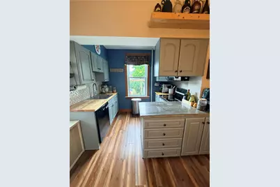 513 Pottstown Avenue, Pennsburg Boro, PA 18073 - Photo 11