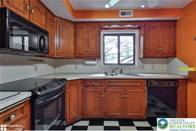 885 Cold Spring Road #5, Lower Macungie Township, PA 18103 - Photo 25