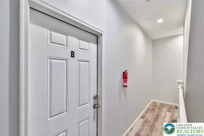 41 N 11th Street #B, Allentown City, PA 18101 - Photo 17