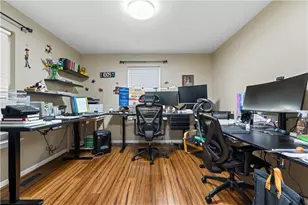 7073 Hunt Dr, Lower Macungie Township, PA 18062 - Photo 23