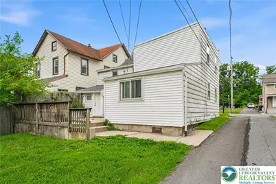 229 Main Street, Freemansburg, PA 18017 - Photo 9