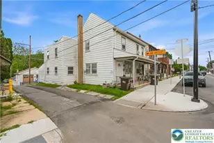 229 Main St, Freemansburg, PA 18017 - Photo 1