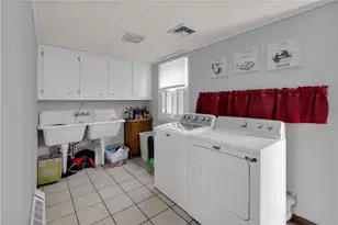 206 Perkiomen St, Emmaus Boro, PA 18049 - Photo 17