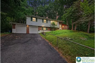 205 W Plainfield Avenue, Pen Argyl Boro, PA 18072 - Photo 3