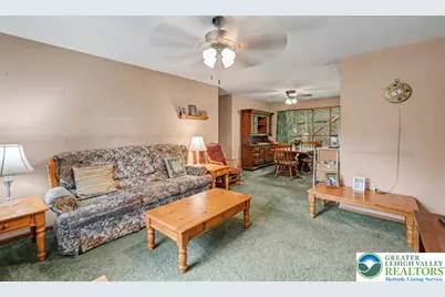 205 W Plainfield Avenue, Pen Argyl Boro, PA 18072 - Photo 17