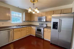 475 Celandine Dr, Allentown City, PA 18104 - Photo 5