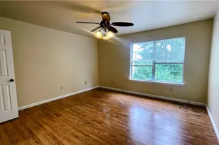 475 Celandine Dr, Allentown City, PA 18104 - Photo 9