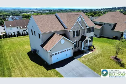 250 Danbury Drive, Upper Nazareth, PA 18064 - Photo 3