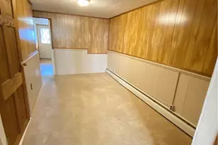 221 Center Ave, Jim Thorpe, PA 18229 - Photo 3