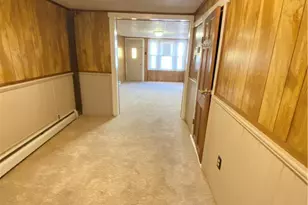 221 Center Ave, Jim Thorpe, PA 18229 - Photo 5