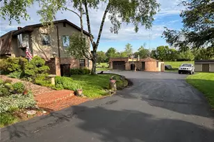 4938 Steuben Rd, Lower Nazareth Twp, PA 18064 - Photo 5
