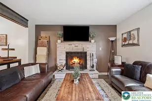 1114 Alpine Dr, Middle Smithfield, PA 18302 - Photo 5