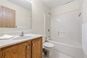6652 Pioneer Dr, Lower Macungie Township, PA 18062 - Photo 15