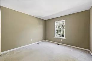 6652 Pioneer Dr, Lower Macungie Township, PA 18062 - Photo 11