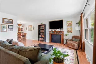 33 4th St, Souderton, PA 18964 - Photo 5