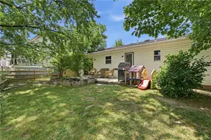 33 4th St, Souderton, PA 18964 - Photo 27