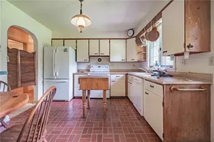1055 Lehigh Pkwy E, Allentown City, PA 18103 - Photo 13