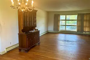 1055 Lehigh Pkwy E, Allentown City, PA 18103 - Photo 9