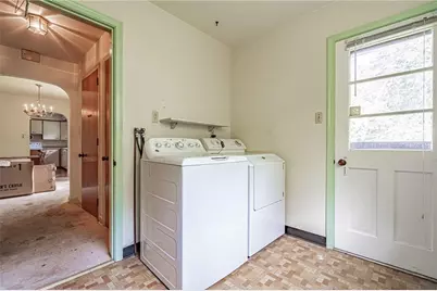 1055 Lehigh Parkway E, Allentown City, PA 18103 - Photo 33