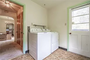 1055 Lehigh Pkwy E, Allentown City, PA 18103 - Photo 33
