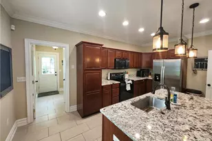 419 Bank St, Nazareth Boro, PA 18064 - Photo 5