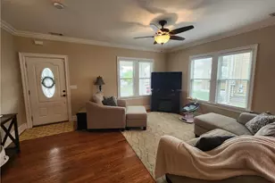 419 Bank St, Nazareth Boro, PA 18064 - Photo 7