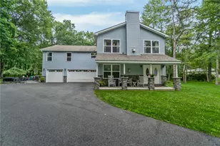 210 Piney Woods Dr, Penn Forrest, PA 18229 - Photo 1