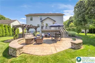 425 Moravian St, Nazareth Boro, PA 18064 - Photo 3