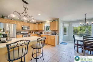 425 Moravian St, Nazareth Boro, PA 18064 - Photo 5