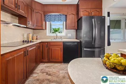 1835 Pinehurst Road, Bethlehem City, PA 18018 - Photo 11