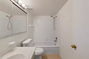 2822 Whitemarsh Pl, Lower Macungie Township, PA 18062 - Photo 15