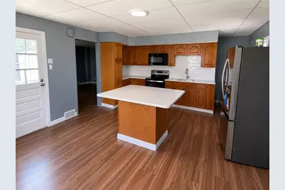 4641 Main Street, Whitehall Township, PA 18052 - Photo 5