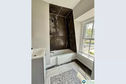 720 Park Street #2, Whitehall Township, PA 18052 - Photo 17