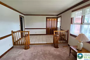 3203 Parkview Dr, Whitehall Township, PA 18052 - Photo 3