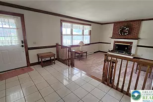 3203 Parkview Dr, Whitehall Township, PA 18052 - Photo 5