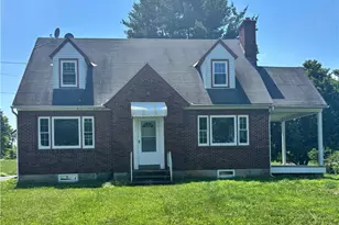 848 Hausman, South Whitehall Township, PA 18104 - Photo 1