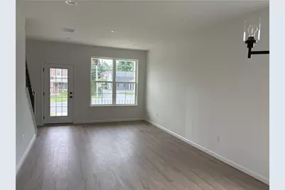 3821 Broadway, South Whitehall Township, PA 18104 - Photo 5