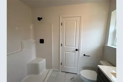 3821 Broadway, South Whitehall Township, PA 18104 - Photo 21