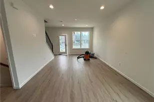 3821 Broadway Blvd, Allentown City, PA 18104 - Photo 5