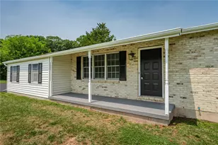 1401 Flint Hill Rd, Upper Saucon Township, PA 18036 - Photo 3
