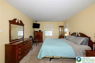 410 E Mayfield Cir, Bethlehem City, PA 18020 - Photo 13